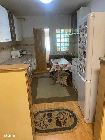 Apartament 3 camere zona la ceas - 4