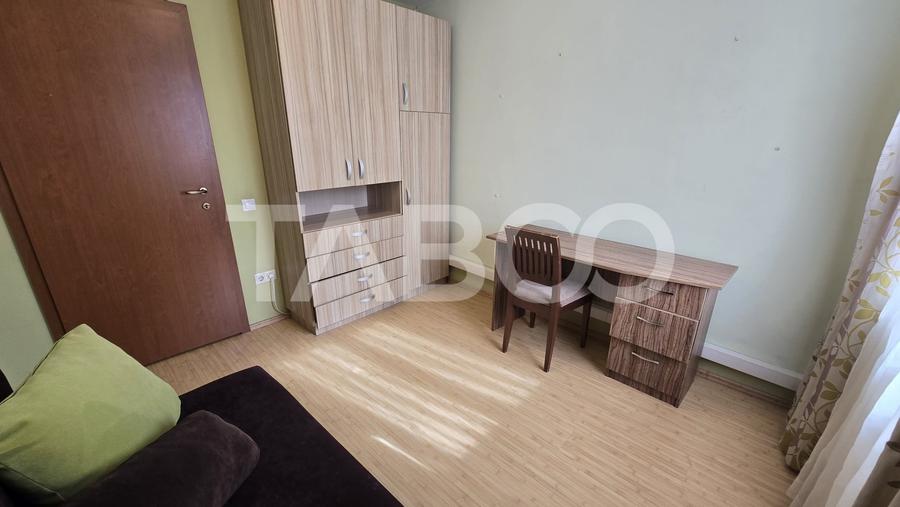 Apartament cu 3 camere decomandat, mobilat în Mihai Viteazul