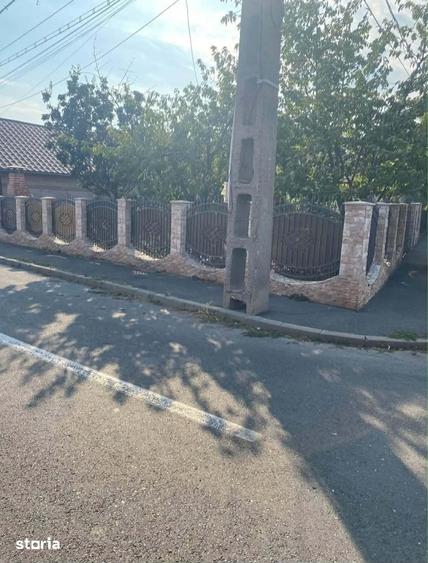 Teren de 200 mp, în Central