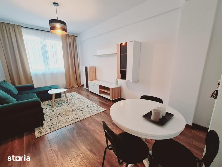 Apartament cu 3 camere decomandat în Ciurea