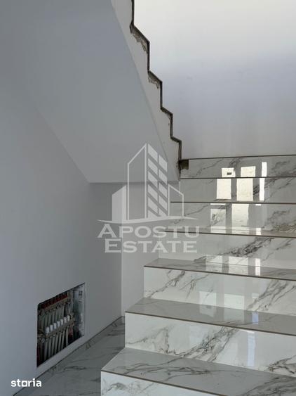 Casă cu 4 camere cu Teren 252 Mp în Remetea Mare