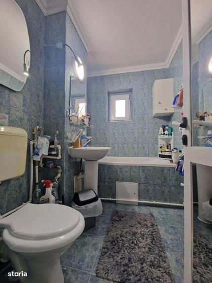 Apartament cu 3 camere decomandat în Inel II