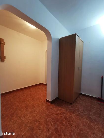 Garsonieră decomandată, mobilată în Inel II