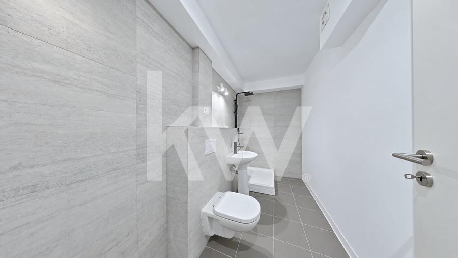Apartament cu 3 camere decomandat în Avantgarden