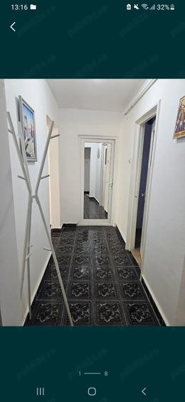 Apartament cu 4 camere decomandat în Eremia