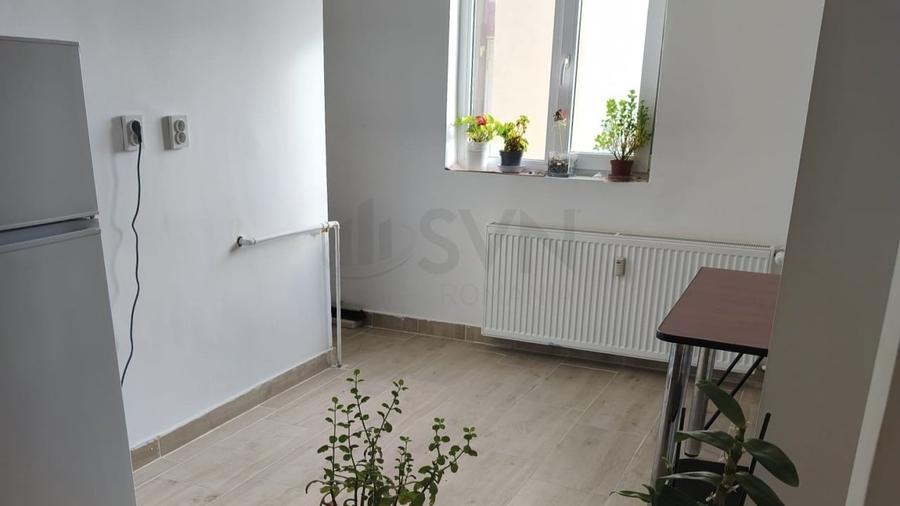 Apartament cu 3 camere decomandat în Calea Călărașilor