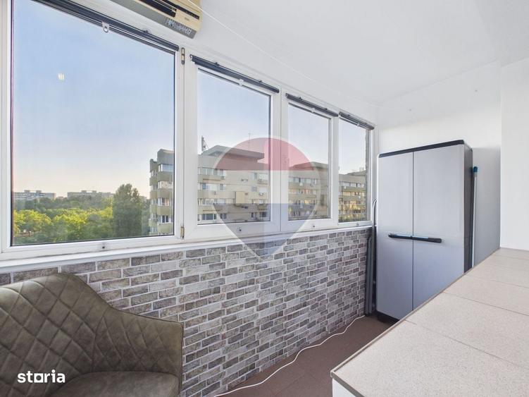 Apartament cu 3 camere semidecomandat în Drumul Taberei