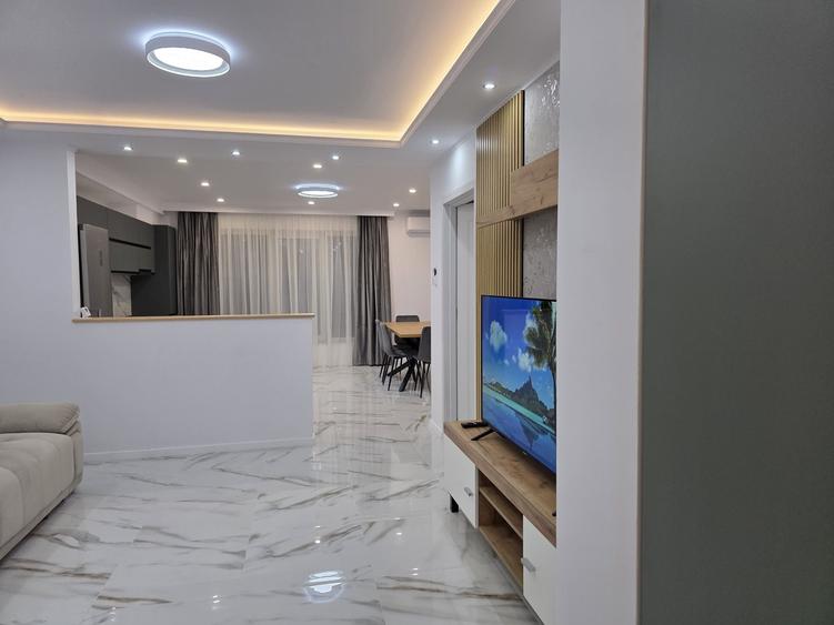 Apartament cu 2 camere decomandat în Central