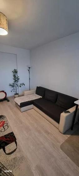 Apartament cu 2 camere decomandat în Păcii