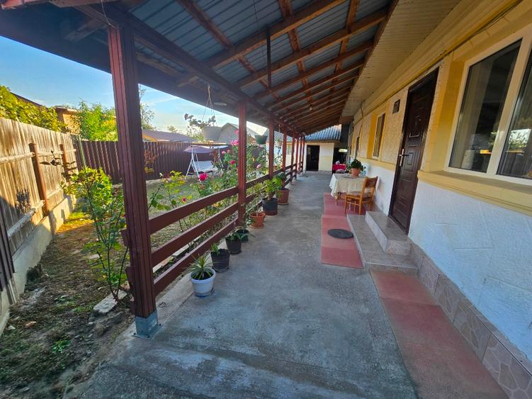 Casă individuală cu 3 camere cu Teren 2287 Mp în Pleșcoi
