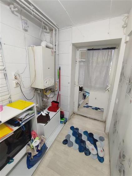 Apartament cu 2 camere semidecomandat, mobilat în Calea Călărașilor