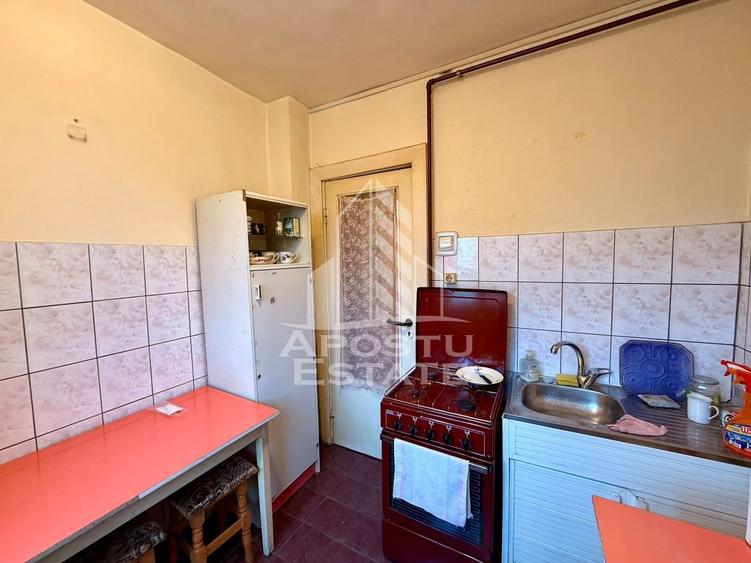 Apartament cu 2 camere decomandat, mobilat în Circumvalațiunii
