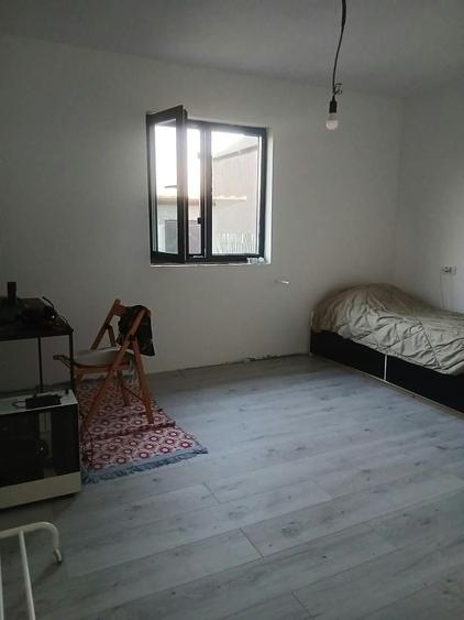 Casă cu 3 camere în Central