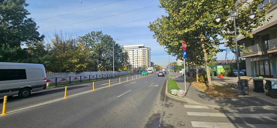 Apartament cu 2 camere decomandat, mobilat în Central