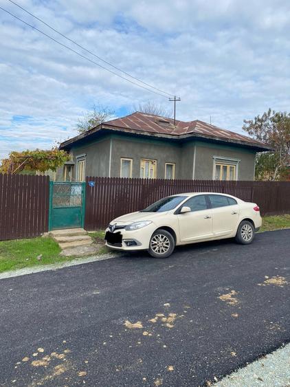 Casă cu 4 camere în Făurei