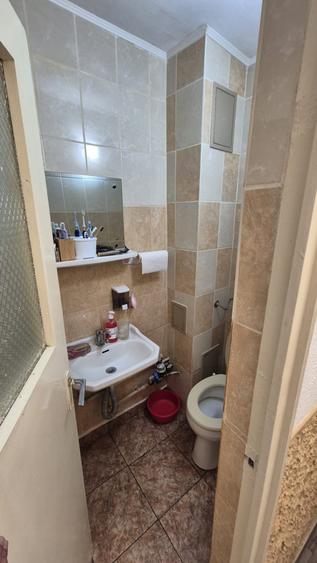 Apartament cu 3 camere în Cetate