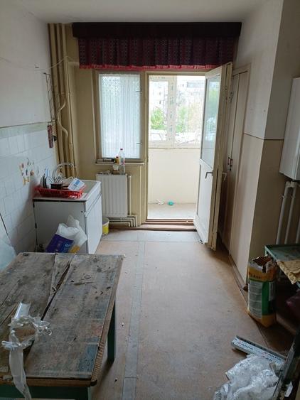 Apartament cu 2 camere decomandat în Obor