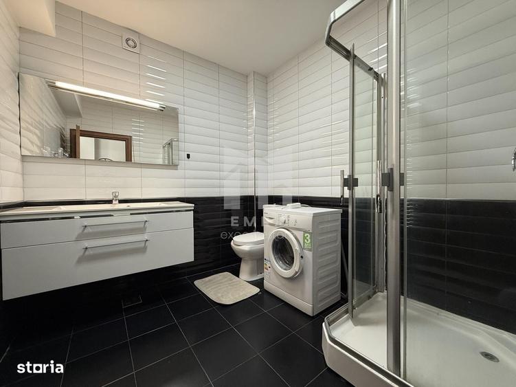 Apartament cu 4 camere decomandat în Tudor