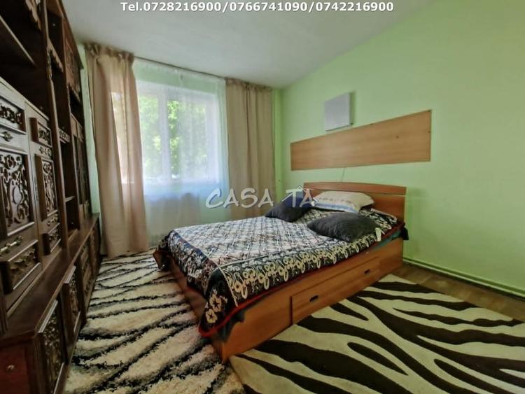 Inchiriere apartament 3 camere, situat in Targu Jiu, Str. G-ral Christian Tell - 2