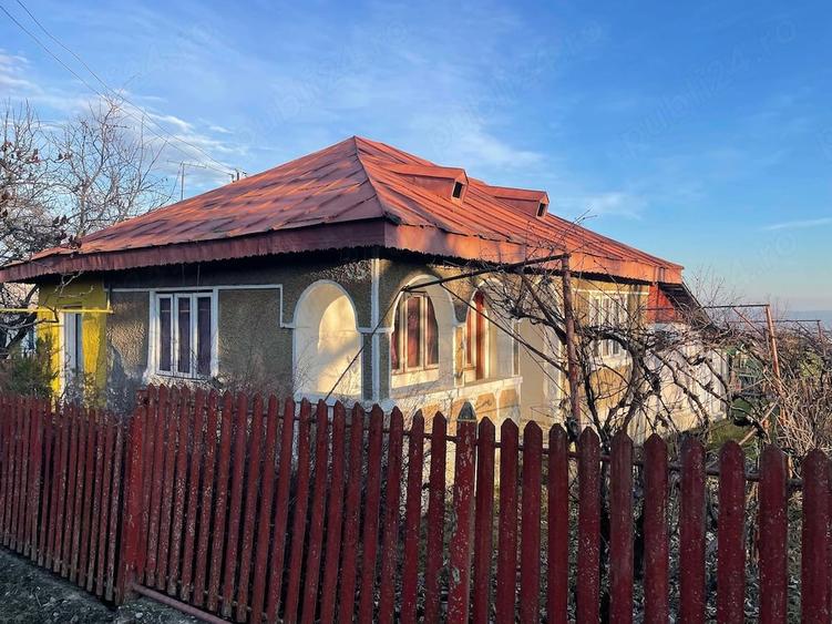 Teren de 5200 mp, în Seciu