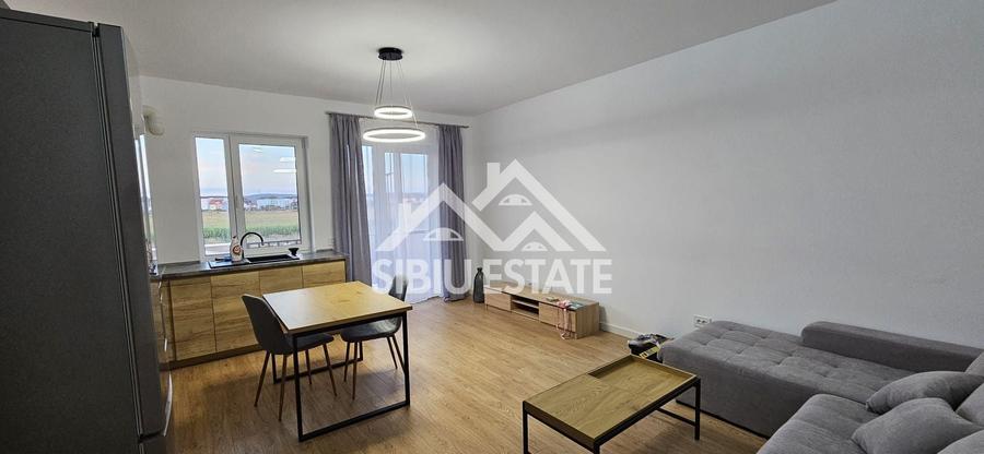 Apartament cu 3 camere decomandat, mobilat în Vest
