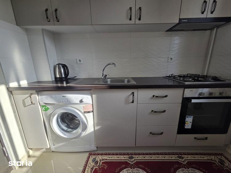 Apartament cu 2 camere decomandat în Ipotești
