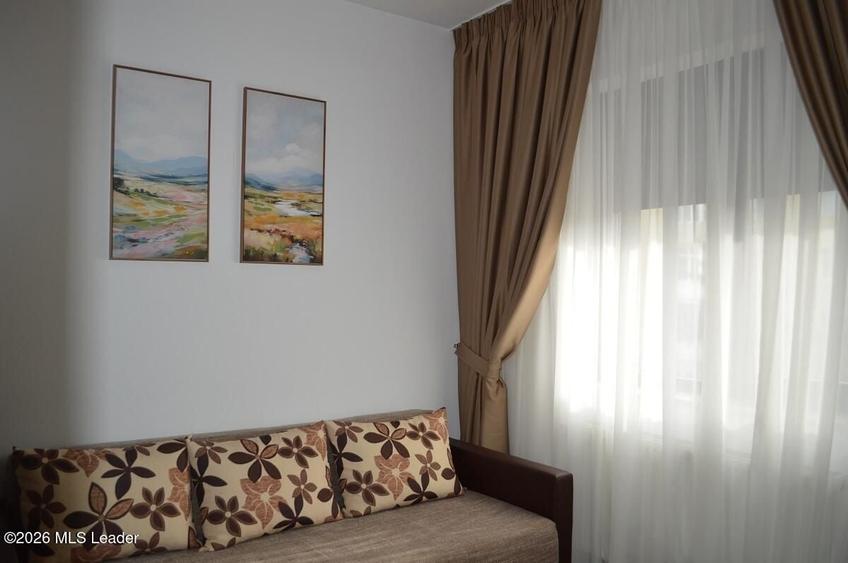 Apartament cu 3 camere decomandat, mobilat în Central