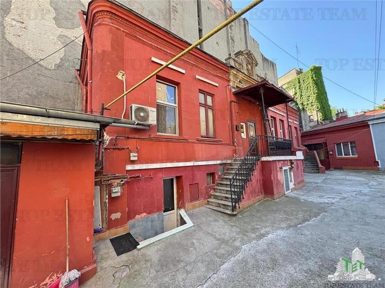 Apartament in vila de vanzare in zona Mosilor - Armeneasca - 1