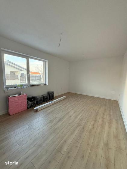 Apartament cu 3 camere în Cetate