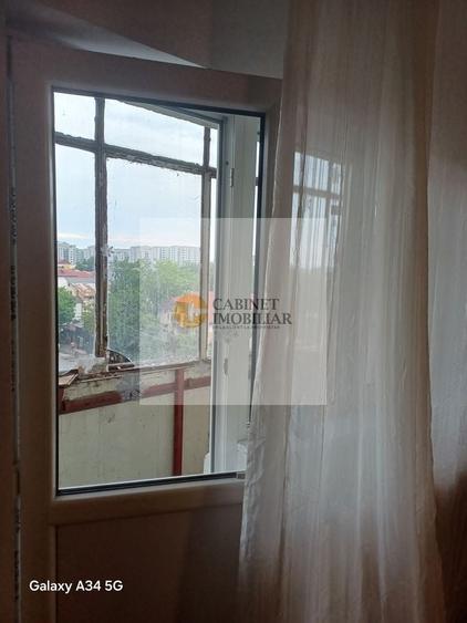 Apartament cu 2 camere semidecomandat în Uverturii