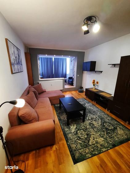 Apartament cu 2 camere decomandat în Titan — fotografia 1