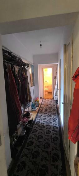Apartament cu 3 camere în Cloșca