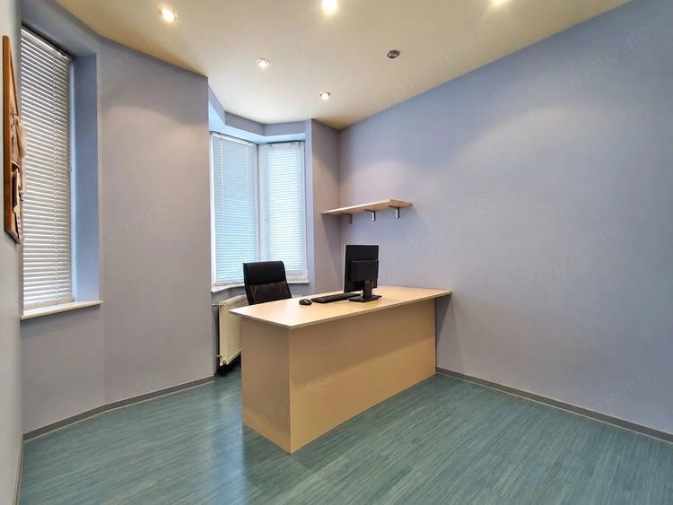 Casă cu 4 camere cu Teren 298 Mp în Rogerius