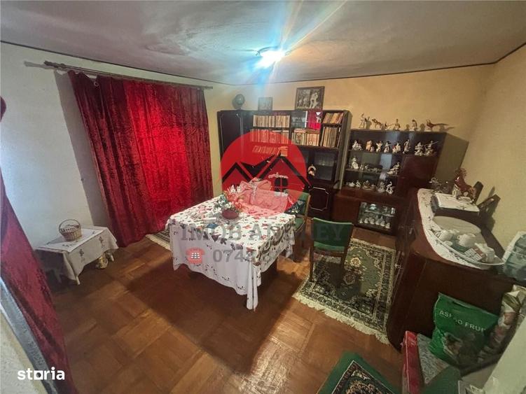 Casă cu 3 camere în Faleză