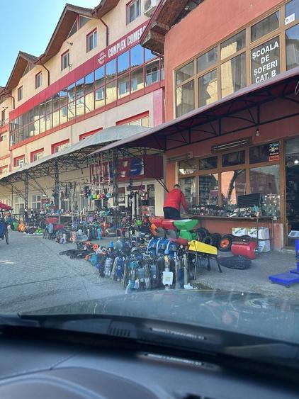 Spațiu comercial, de 160 mp, în Romanești