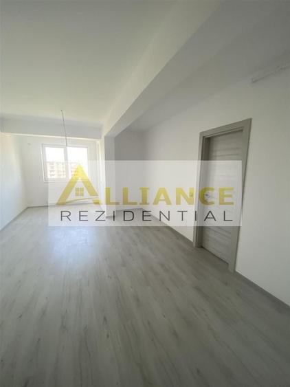 Apartament cu 3 camere decomandat în Berceni