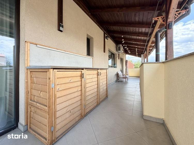 Apartament cu 4 camere în Între Lacuri