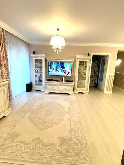 Apartament cu 4 camere decomandat, mobilat în Drumul Taberei