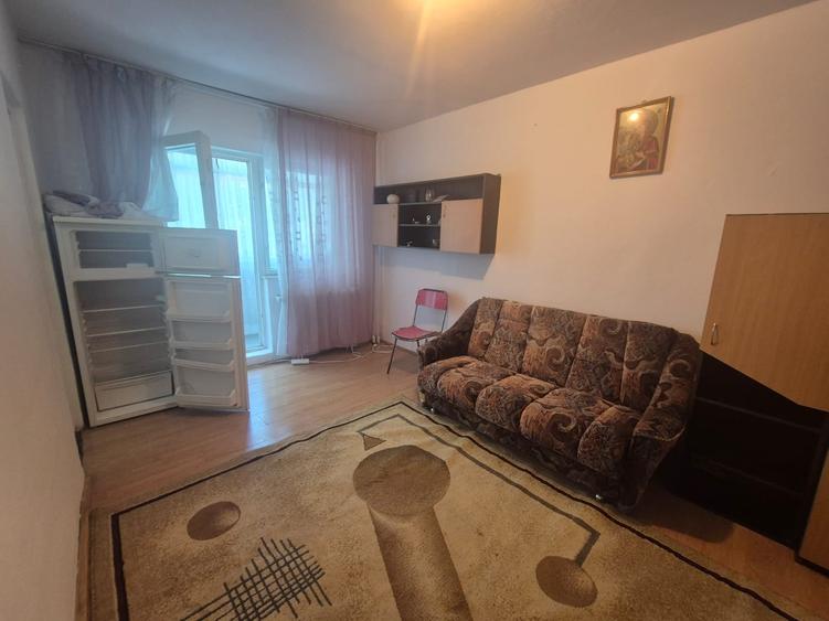 Garsonieră semidecomandată în Obcini