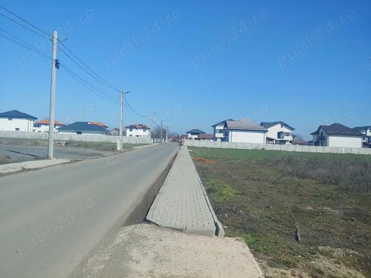 Teren de 567 mp, în Dragomirești-Deal