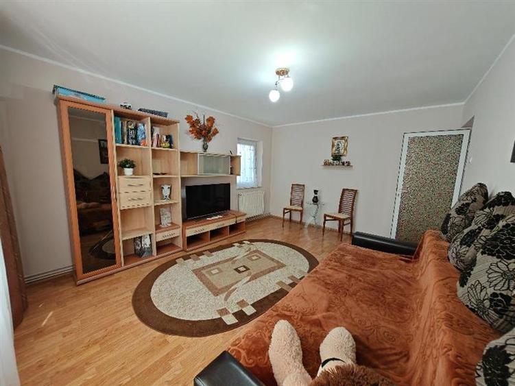 Inchiriem Apartament 2 Camere, Mobilat, Decomandat, Racadau - 6