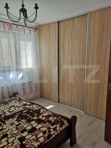 Casă individuală cu 4 camere cu Garaj în Exterior Est