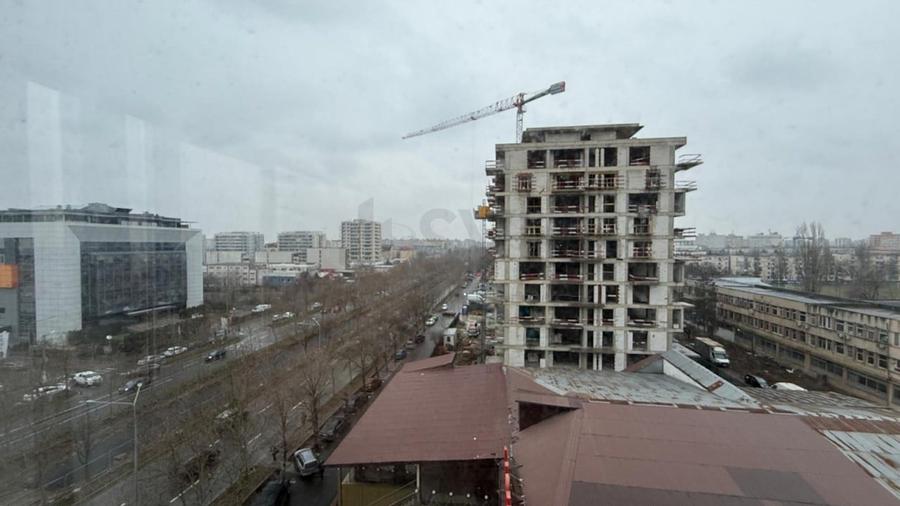 Spațiu comercial, de 366 mp, în Theodor Pallady