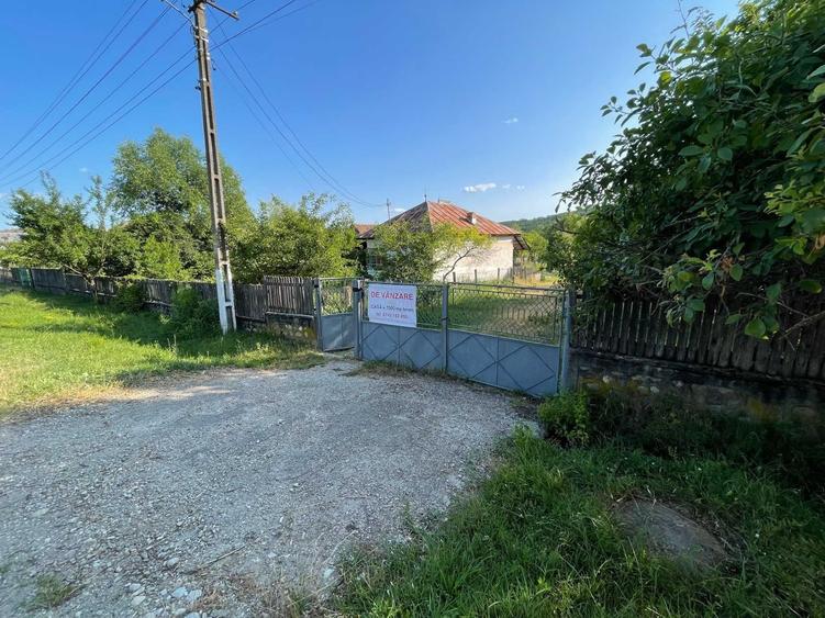 Casă cu 3 camere în Central