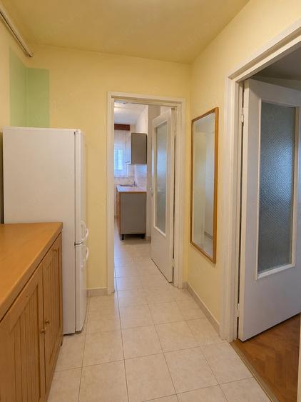 Apartament cu 2 camere decomandat în Est