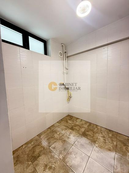 Apartament cu 3 camere decomandat în Cișmigiu