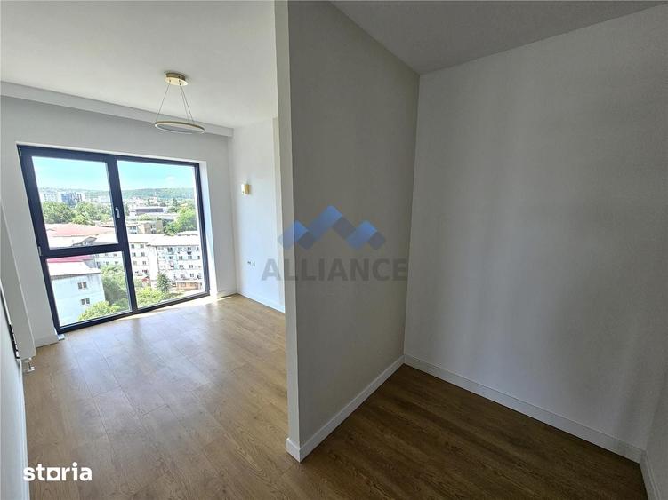 Apartament cu 3 camere în Baza 3