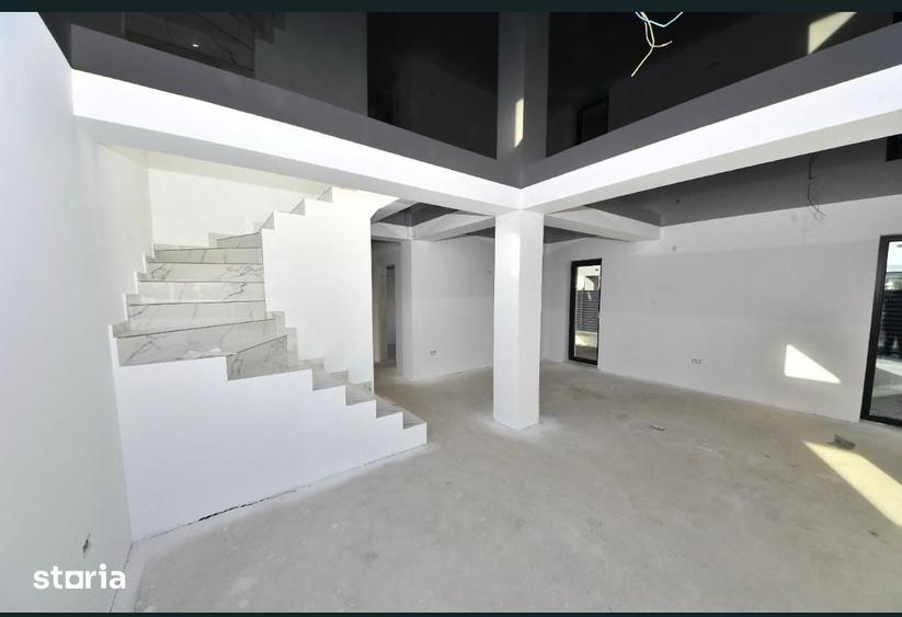 Casă cu 4 camere cu Teren 400 Mp în Exterior Vest