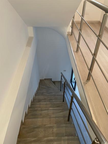 Duplex cu 4 camere cu Canalizare în Cornetu