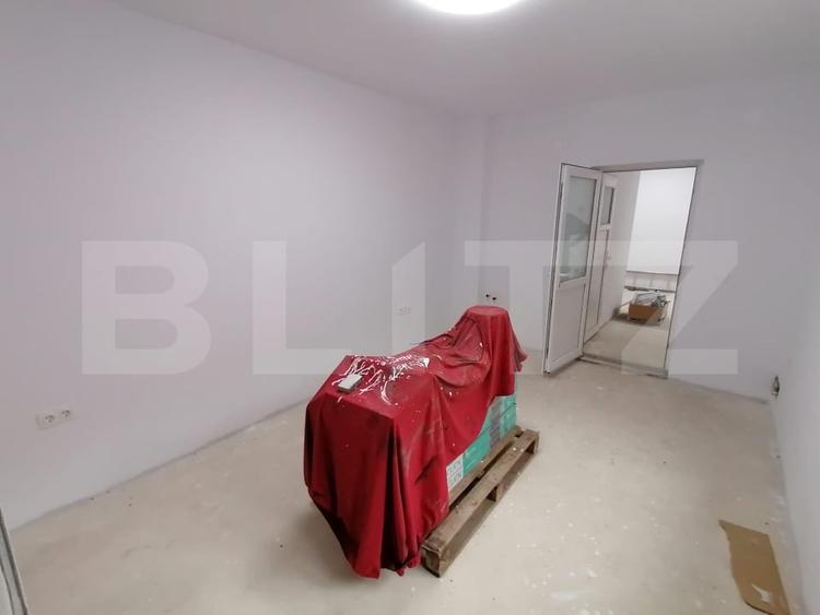 Birou, de 73 mp, în Semicentral
